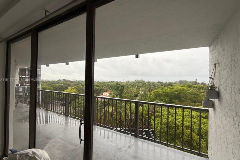 Copropriété à vendre à Miami, Floride: 2 chambres, 85.01 m2 № 1766802 - photo 14
