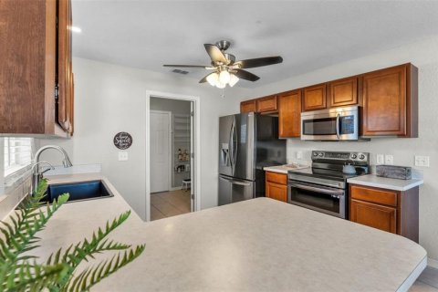 Casa en venta en Lakeland, Florida, 4 dormitorios, 177.26 m2 № 2142104 - foto 10