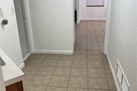 Immobilier commercial à louer à Orlando, Floride: 164.99 m2 № 2147928 - photo 30