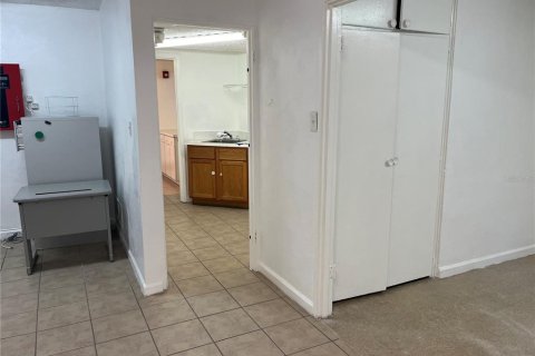 Immobilier commercial à louer à Orlando, Floride: 164.99 m2 № 2147928 - photo 23