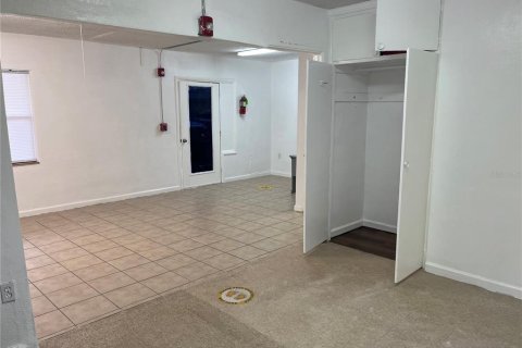 Immobilier commercial à louer à Orlando, Floride: 164.99 m2 № 2147928 - photo 21
