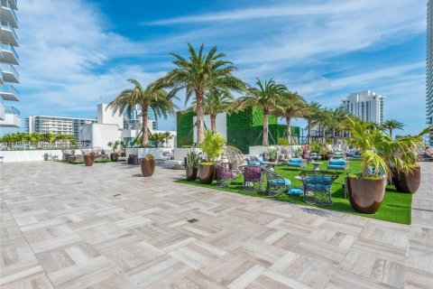 Condominio en venta en Hollywood, Florida, 3 dormitorios, 104.89 m2 № 1962581 - foto 23