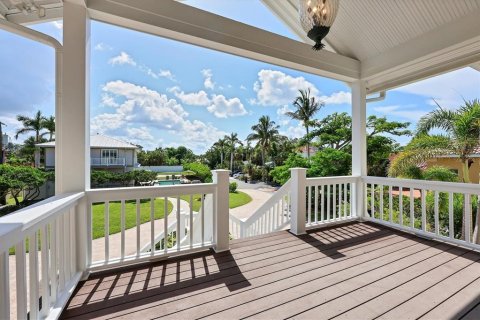 House in Nokomis, Florida 4 bedrooms, 421.5 sq.m. № 1886484 - photo 12