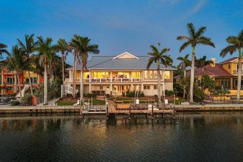 House in Nokomis, Florida 4 bedrooms, 421.5 sq.m. № 1886484 - photo 7