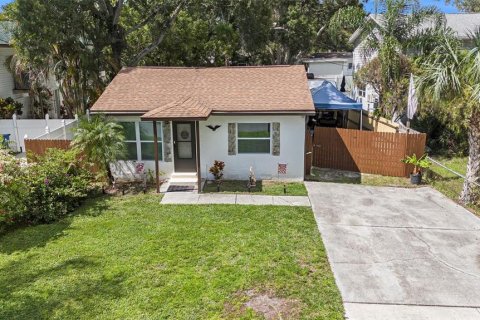 Casa en venta en Palm Harbor, Florida, 2 dormitorios, 80.27 m2 № 1876228 - foto 2