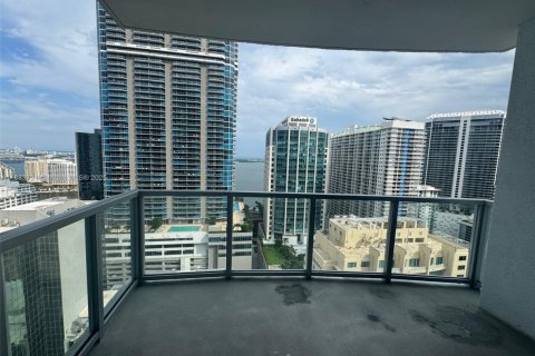 Condominio en alquiler en Miami, Florida, 1 dormitorio, 89.46 m2 № 2016079 - foto 10