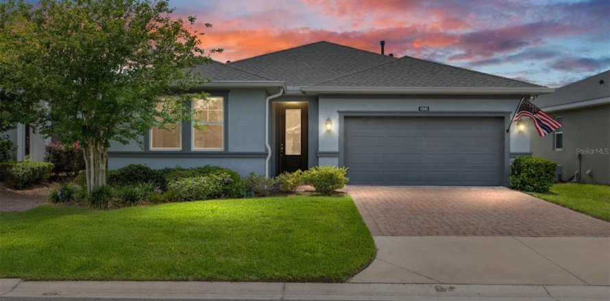 House in OCALA PRESERVE in Ocala, Florida 2 bedrooms, 190.82 sq.m. № 1795157