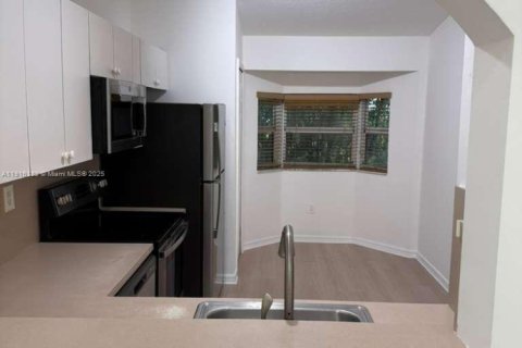 Снять в аренду кондоминиум в Хомстед, Флорида 2 спальни, 75.72м2, № 1973655 - фото 5