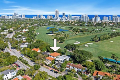 Купить виллу или дом в Майами-Бич, Флорида 4 спальни, 312.8м2, № 1971938 - фото 20