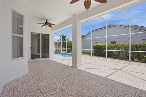 Casa en venta en Kissimmee, Florida, 4 dormitorios, 216.56 m2 № 2216792 - foto 29