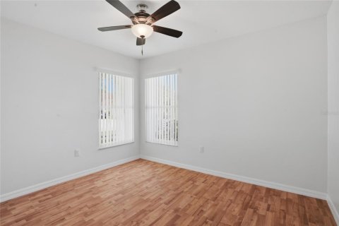 Casa en venta en Kissimmee, Florida, 4 dormitorios, 216.56 m2 № 2216792 - foto 12