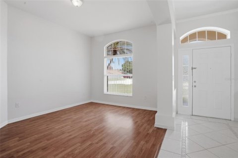 Casa en venta en Kissimmee, Florida, 4 dormitorios, 216.56 m2 № 2216792 - foto 6