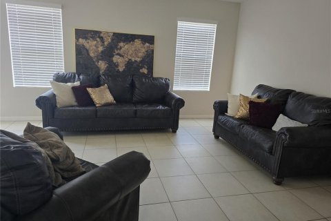 Villa ou maison à vendre à Davenport, Floride: 4 chambres, 173.54 m2 № 1637072 - photo 3
