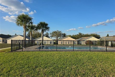 Villa ou maison à vendre à Davenport, Floride: 4 chambres, 173.54 m2 № 1637072 - photo 18