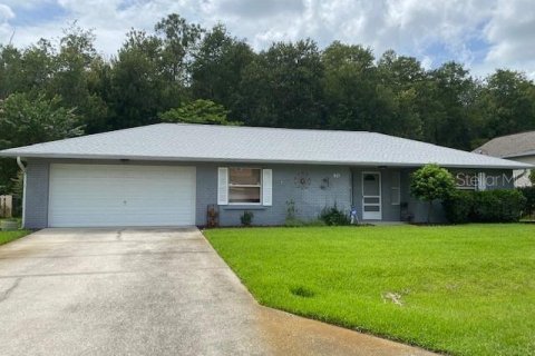 Casa en alquiler en Palm Coast, Florida, 3 dormitorios, 128.58 m2 № 1899165 - foto 1