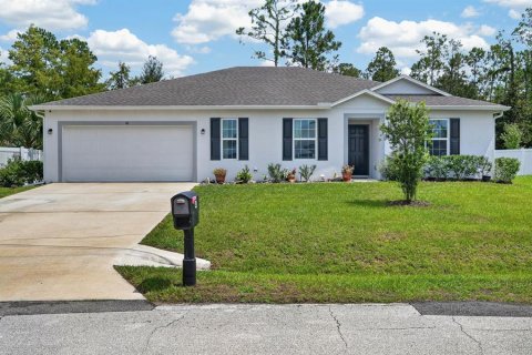 Villa ou maison à Palm Coast, Floride 4 chambres, 190.54 m2 № 2273091