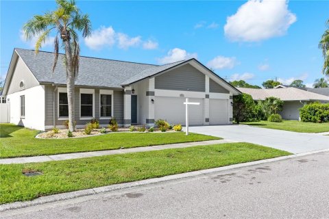 Casa en venta en Tampa, Florida, 3 dormitorios, 189.43 m2 № 2308918 - foto 5