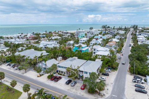 Commercial property in Anna Maria, Florida № 1760446 - photo 6