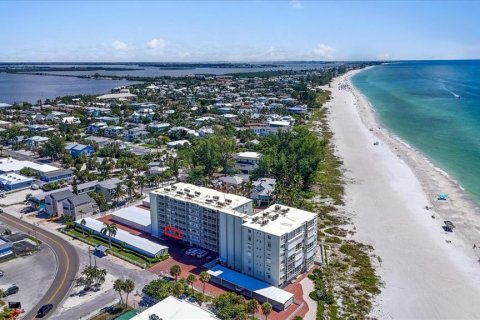 Copropriété à vendre à Holmes Beach, Floride: 2 chambres, 98.2 m2 № 2396733 - photo 16