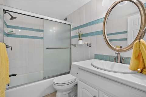 Copropriété à vendre à Holmes Beach, Floride: 2 chambres, 98.2 m2 № 2396733 - photo 5