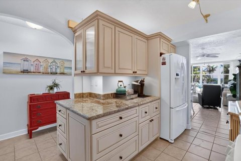 Copropriété à vendre à Holmes Beach, Floride: 2 chambres, 98.2 m2 № 2396733 - photo 29
