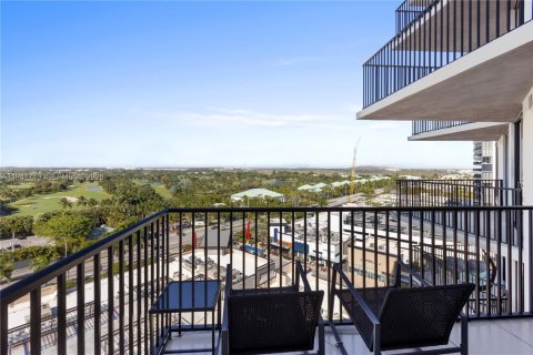 Copropriété à louer à Doral, Floride: 2 chambres, 97.73 m2 № 1999898 - photo 4