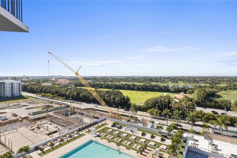 Copropriété à louer à Doral, Floride: 2 chambres, 97.73 m2 № 1999898 - photo 2