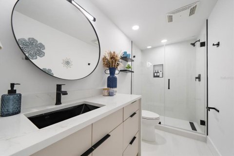 Villa ou maison à vendre à Longboat Key, Floride: 2 chambres, 124.21 m2 № 2196115 - photo 27