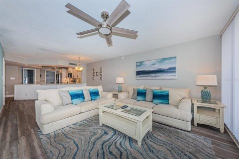 Copropriété à louer à Saint Petersburg, Floride: 2 chambres, 116.59 m2 № 2167133 - photo 5