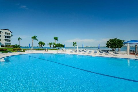 Copropriété à louer à Saint Petersburg, Floride: 2 chambres, 116.59 m2 № 2167133 - photo 17