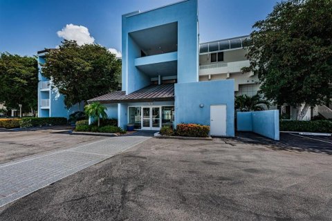 Condo à Saint Petersburg, Floride, 2 chambres  № 2167133
