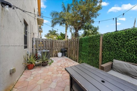 Copropriété à louer à Doral, Floride: 3 chambres, 132.39 m2 № 1932416 - photo 20