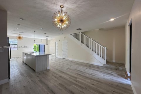 Copropriété à louer à Doral, Floride: 3 chambres, 132.39 m2 № 1932416 - photo 2