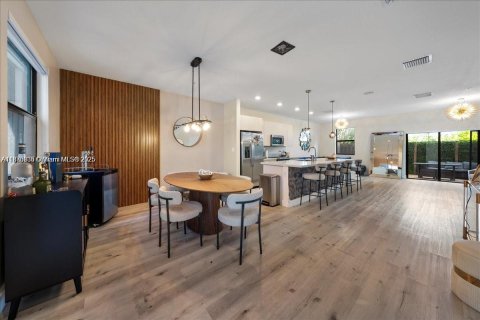 Copropriété à louer à Doral, Floride: 3 chambres, 132.39 m2 № 1932416 - photo 3