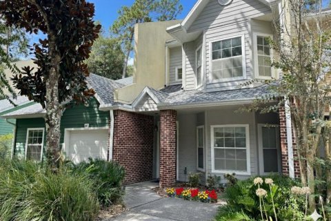 Touwnhouse à vendre à Gainesville, Floride: 2 chambres, 147.53 m2 № 1903926 - photo 1