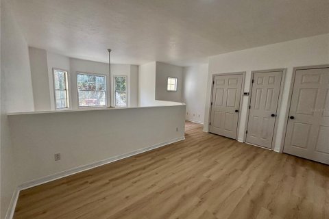 Touwnhouse à vendre à Gainesville, Floride: 2 chambres, 147.53 m2 № 1903926 - photo 12