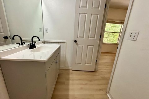 Touwnhouse à vendre à Gainesville, Floride: 2 chambres, 147.53 m2 № 1903926 - photo 19