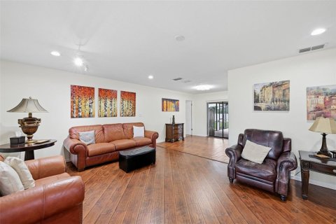 Villa ou maison à vendre à Valrico, Floride: 4 chambres, 179.3 m2 № 2399422 - photo 17