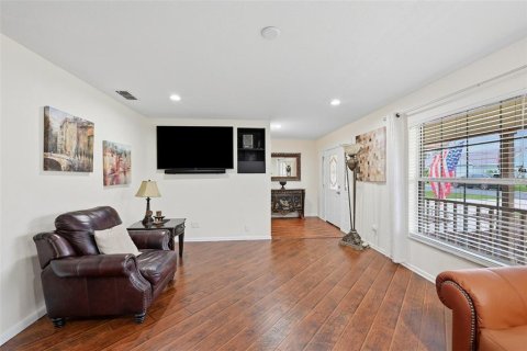 Villa ou maison à vendre à Valrico, Floride: 4 chambres, 179.3 m2 № 2399422 - photo 15