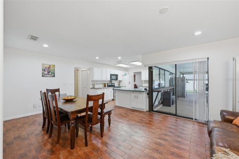 Villa ou maison à vendre à Valrico, Floride: 4 chambres, 179.3 m2 № 2399422 - photo 24