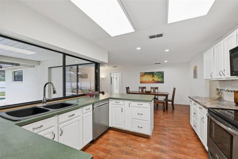 Villa ou maison à vendre à Valrico, Floride: 4 chambres, 179.3 m2 № 2399422 - photo 20