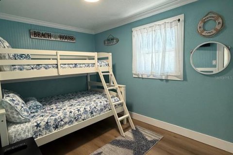 House in Treasure Island, Florida 3 bedrooms, 102.38 sq.m. № 2210387 - photo 19