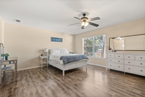 House in Kissimmee, Florida 4 bedrooms, 260.68 sq.m. № 1657063 - photo 19