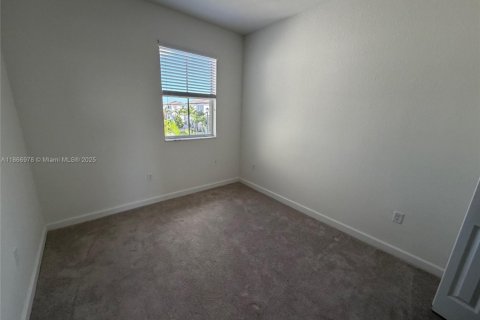 House in Homestead, Florida 4 bedrooms № 2016453 - photo 18