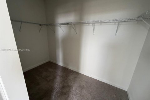 House in Homestead, Florida 4 bedrooms № 2016453 - photo 17