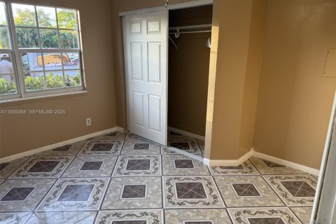 Villa ou maison à louer à Miramar, Floride: 3 chambres, 180.97 m2 № 1997371 - photo 13