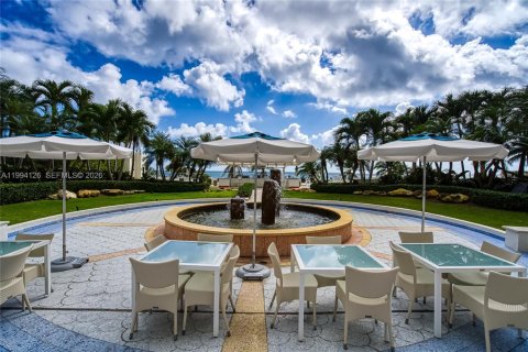 Condominio en venta en Sunny Isles Beach, Florida, 2 dormitorios, 176.51 m2 № 2062579 - foto 26