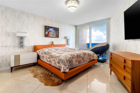 Condominio en venta en Sunny Isles Beach, Florida, 2 dormitorios, 176.51 m2 № 2062579 - foto 6