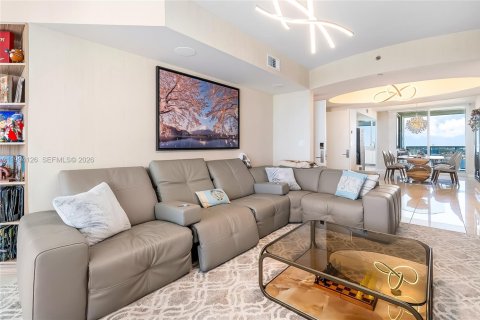 Condominio en venta en Sunny Isles Beach, Florida, 2 dormitorios, 176.51 m2 № 2062579 - foto 12