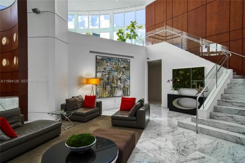 Condominio en venta en Sunny Isles Beach, Florida, 2 dormitorios, 176.51 m2 № 2062579 - foto 29